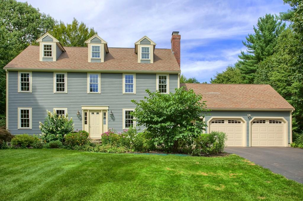 17 Oak Circle - Photo 1