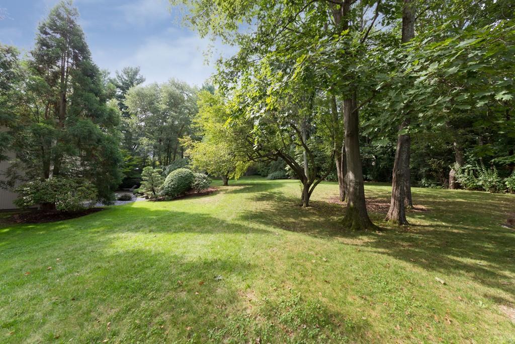 171 Heath St - Photo 1
