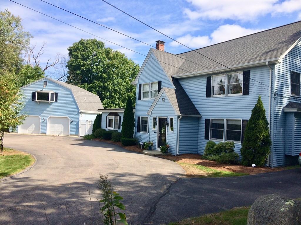 656 Dedham St - Photo 1