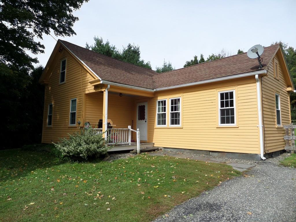 40 Old Post Rd - Photo 1