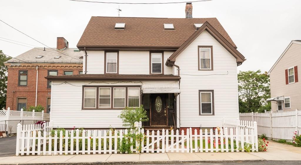 1 Locust Park - Photo 1