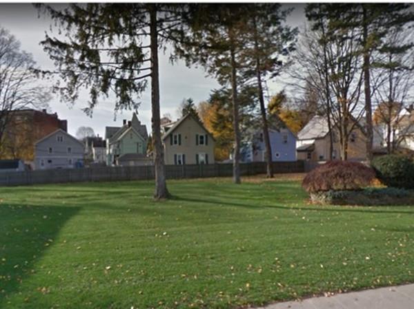 522 Hampden Street - Photo 1