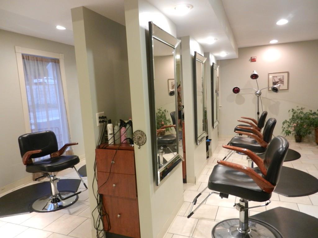 335 Main St - Photo 1