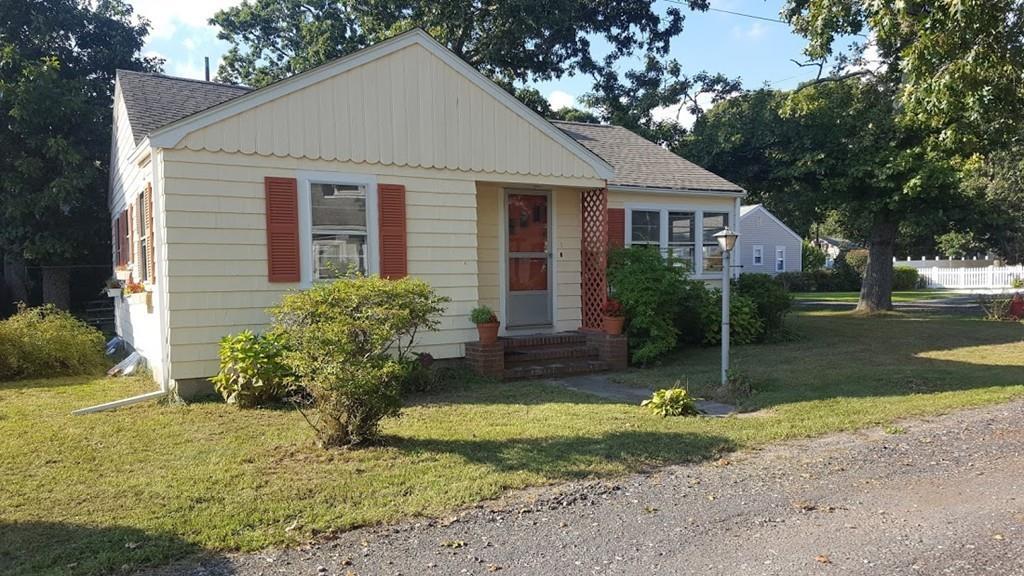 1 Tinkers Ln - Photo 1