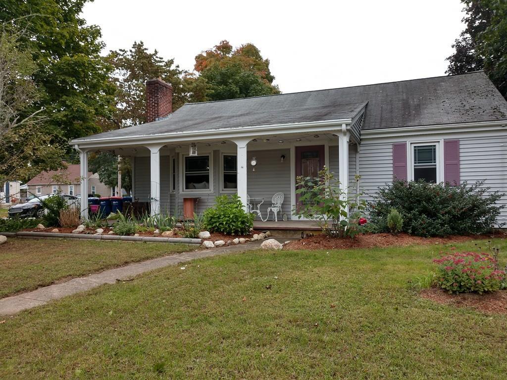 105 Foch Ave. - Photo 1