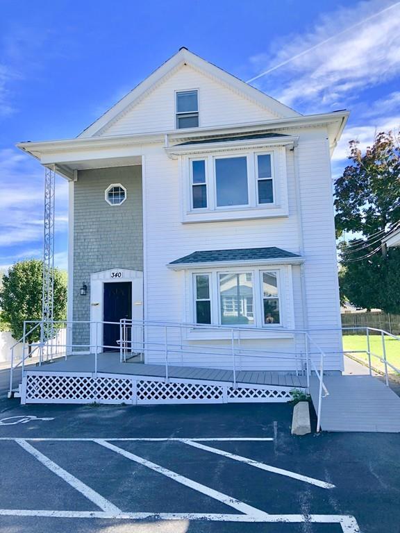 340 Plantation St - Photo 1
