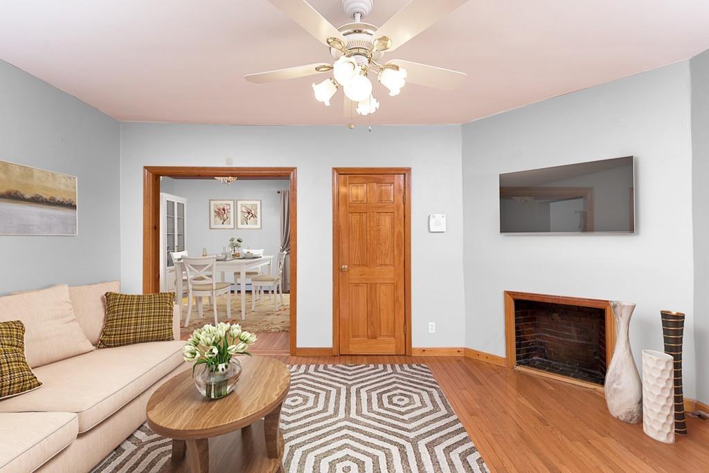 7 R Street - Photo 1