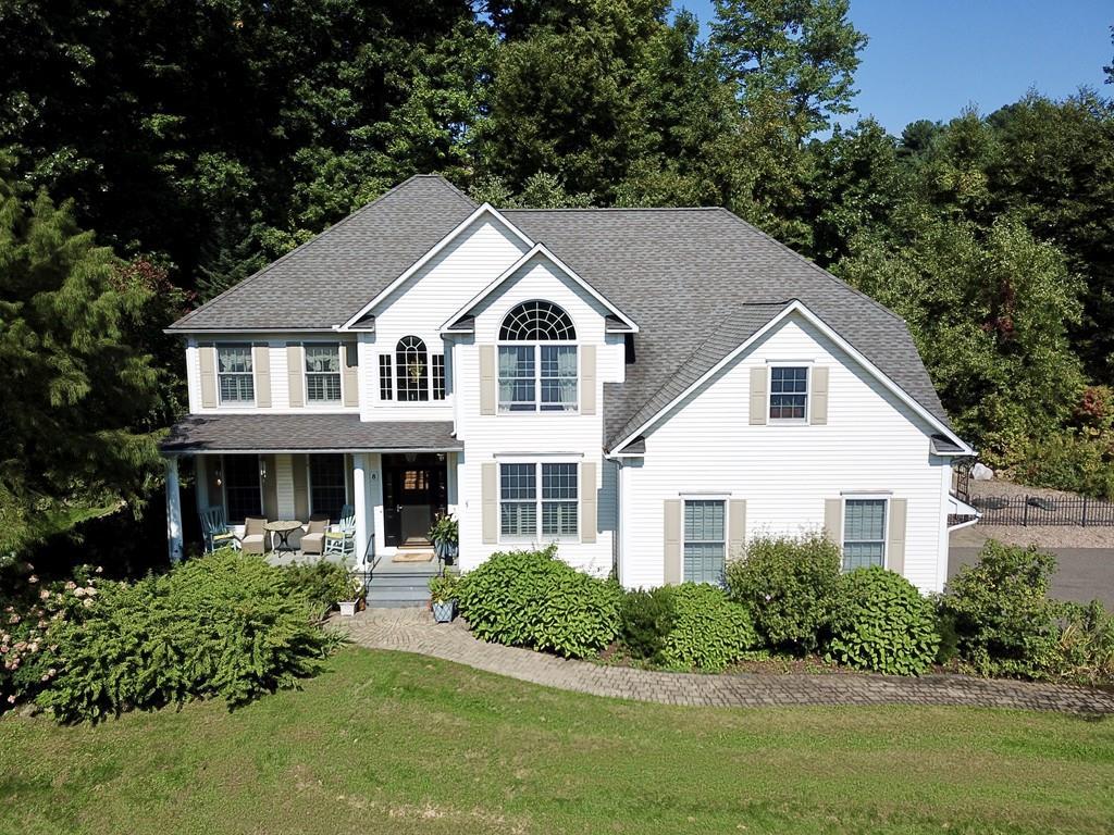 8 Long Hill Drive - Photo 1