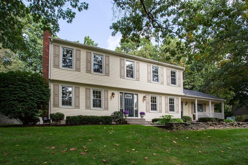 94 Lawrence Dr - Photo 1