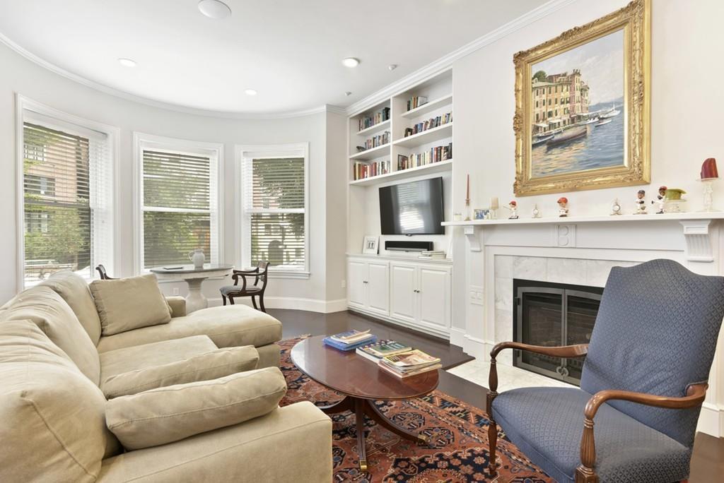 283 Beacon St - Photo 1