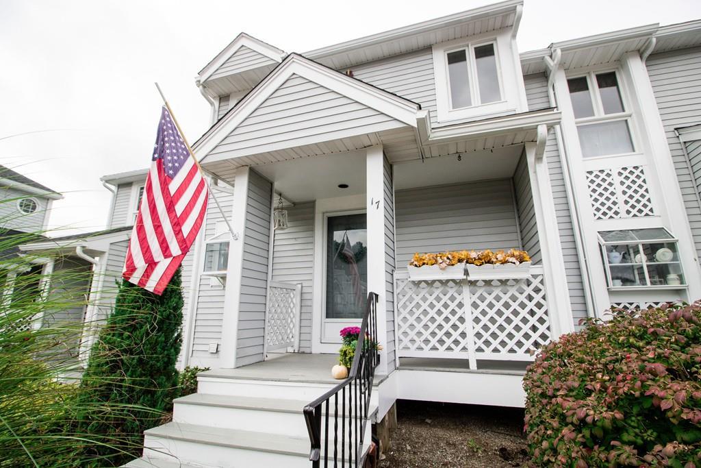 17 Alcott Circle - Photo 1