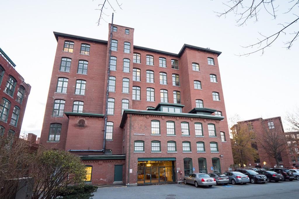 200 Market - Photo 1