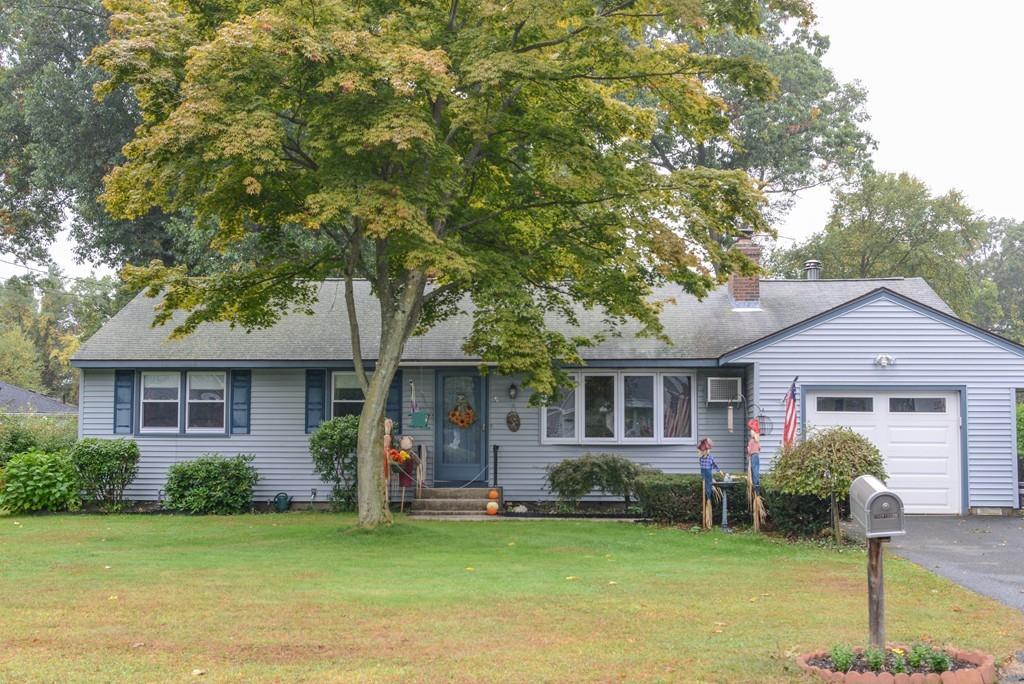 5 Denise Dr - Photo 1