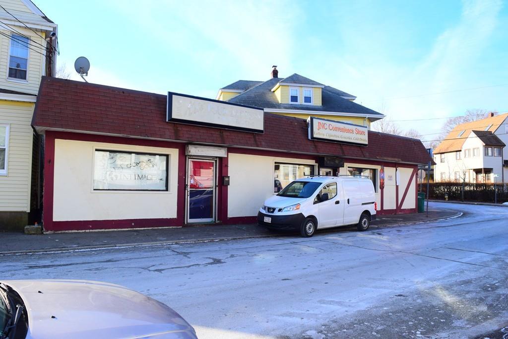 12 Brooks Ave - Photo 1