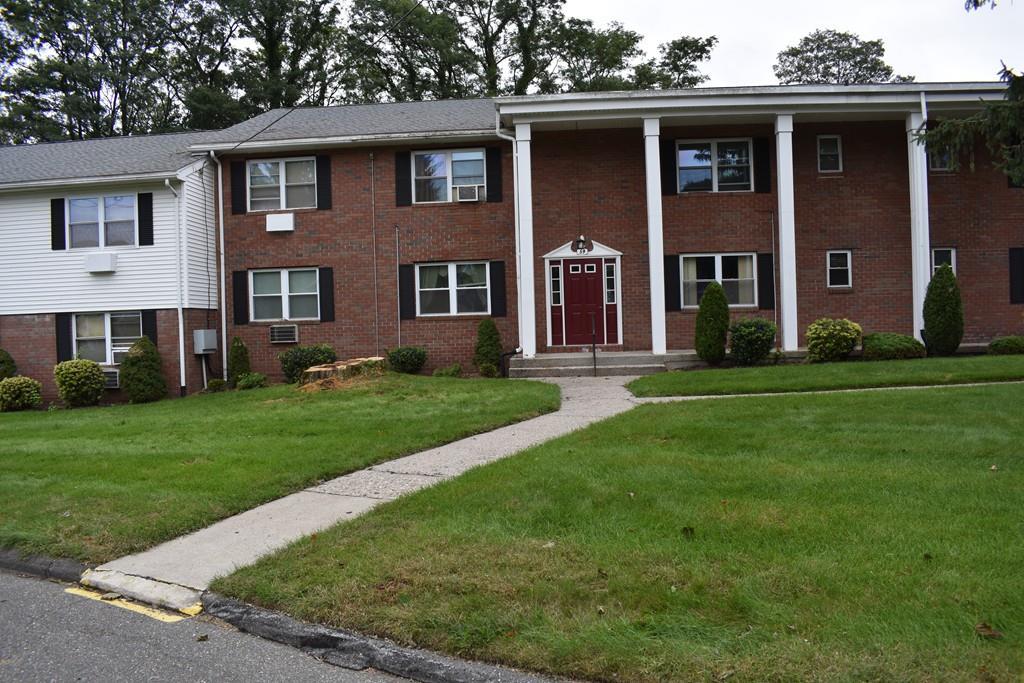 59 Colonial Circle - Photo 1