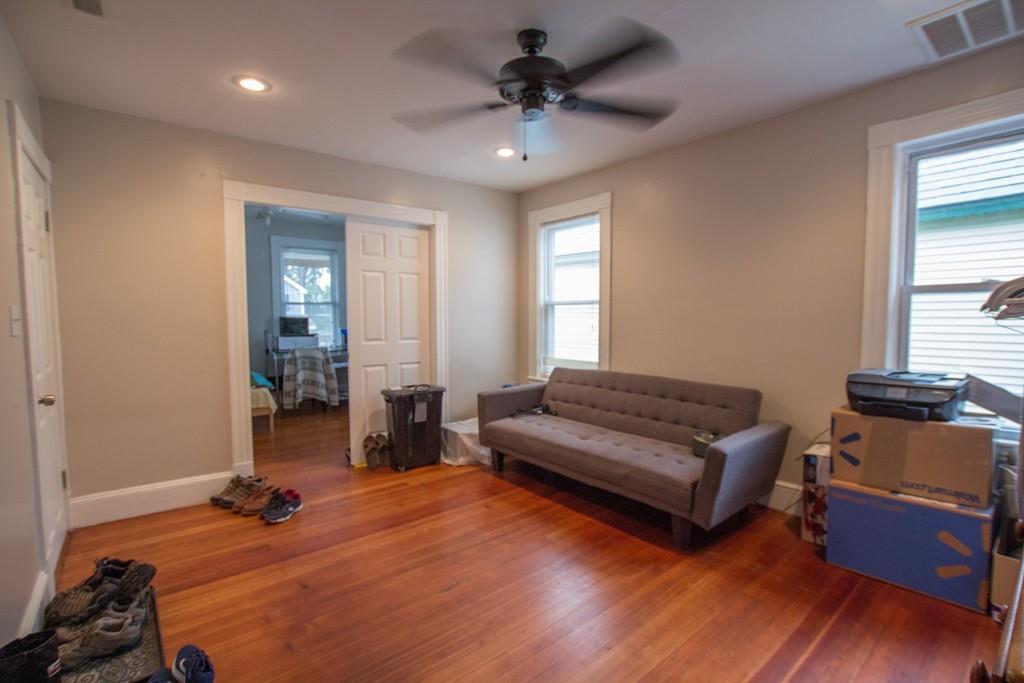 60 Ellis Ave - Photo 1