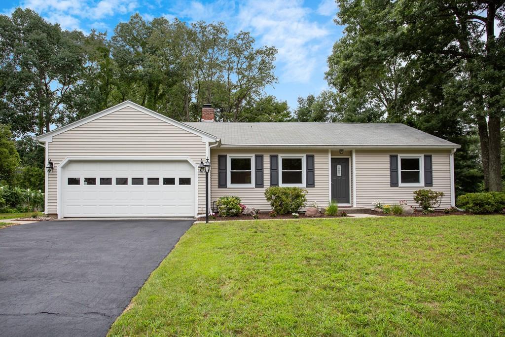 106 Inverness Ln - Photo 1