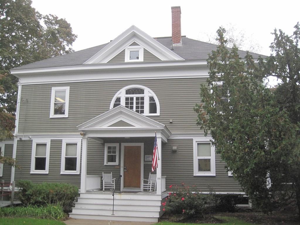 203 Willow St - Photo 1