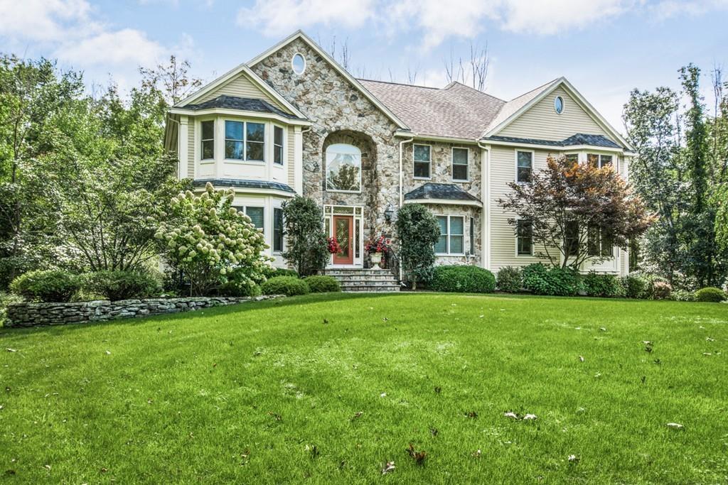 4 Jordyn Ln - Photo 1
