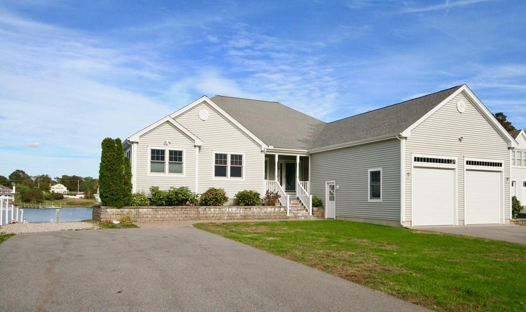 16 Pine Tree Drive - Photo 1