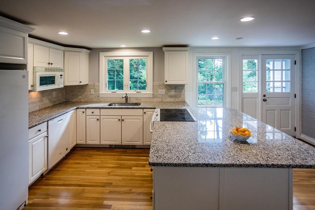 88 Beach St - Photo 1