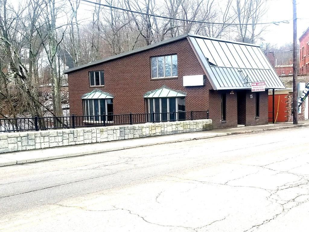 15 Mendon St - Photo 1