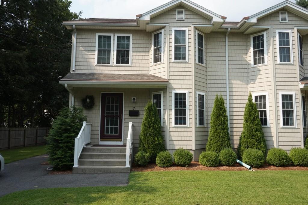 7 Edward Ave - Photo 1