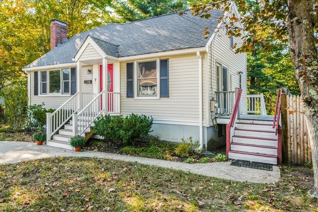 7 Bradford Rd - Photo 1
