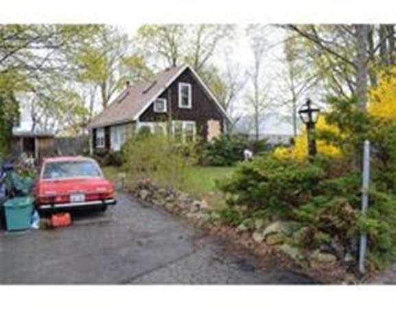 32 Oak St - Photo 1