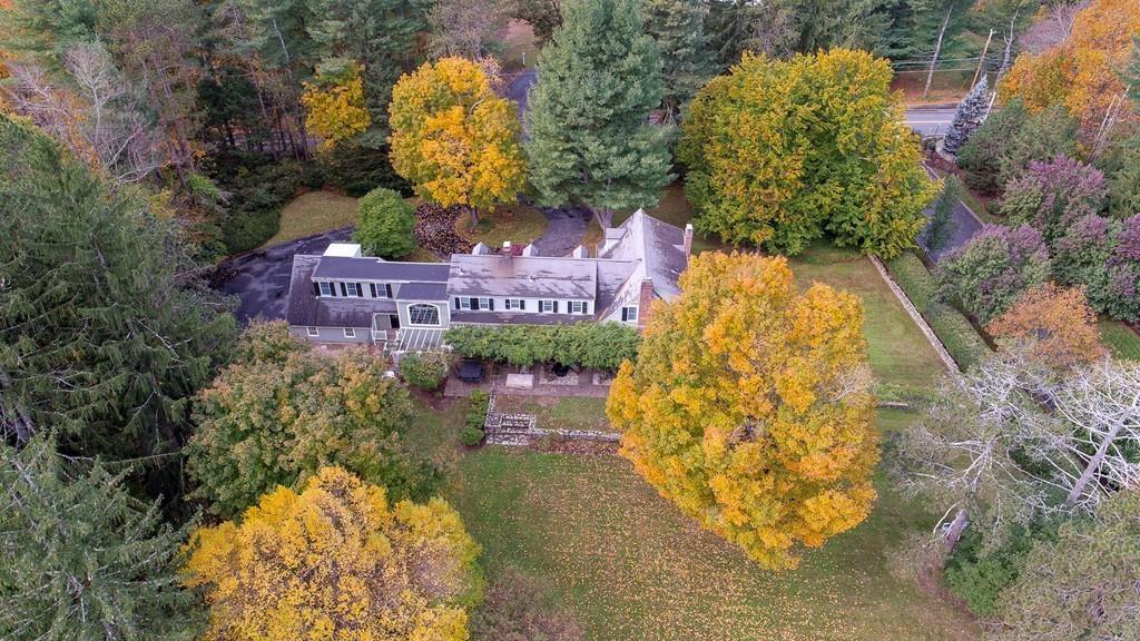 466 Salisbury St - Photo 1