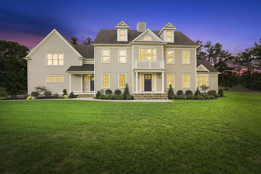 384 Country Club Way - Photo 1