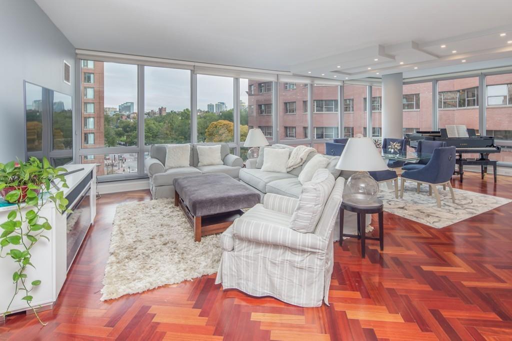 1 Charles St S - Photo 1