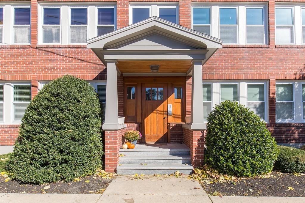 1 Bromfield Ct - Photo 1