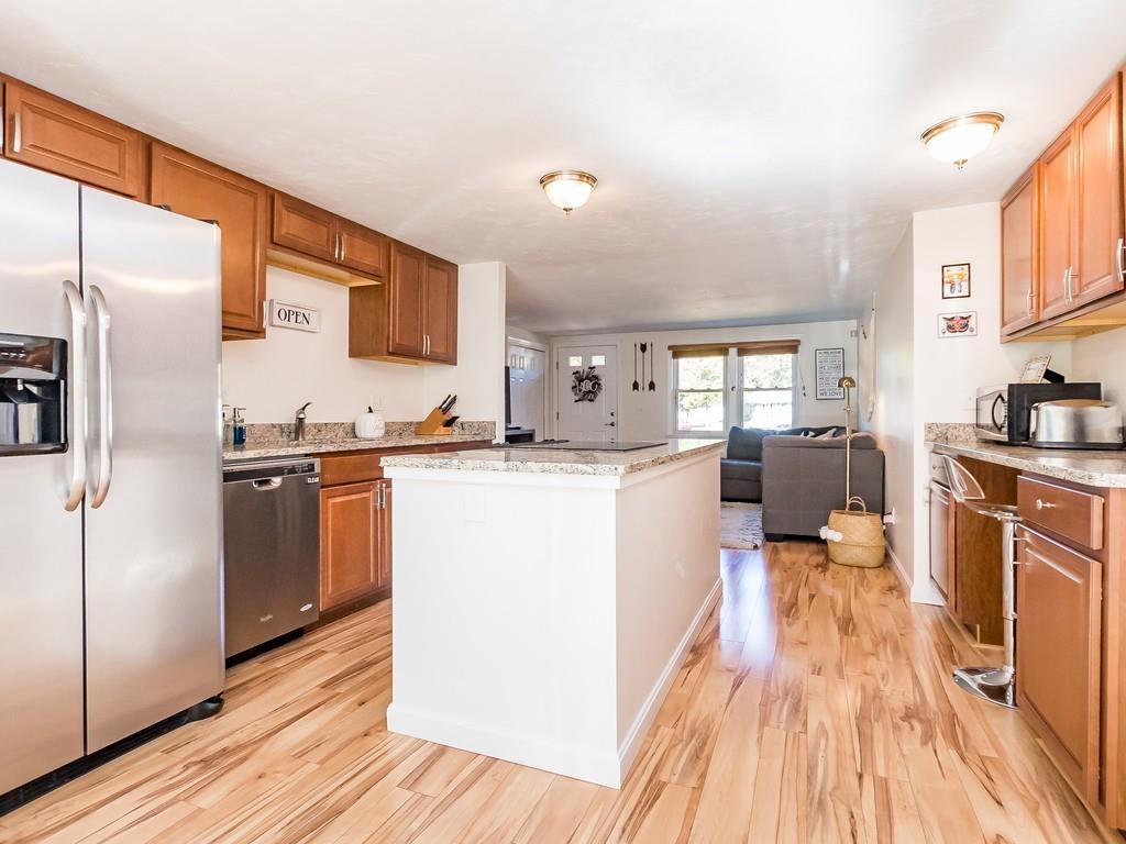46 Rhodes Circle - Photo 1
