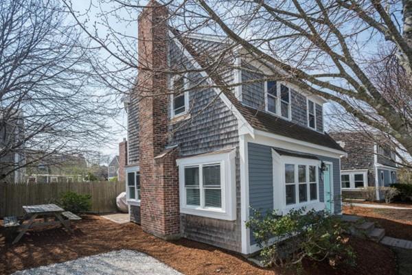 11 Oyster Dr - Photo 1