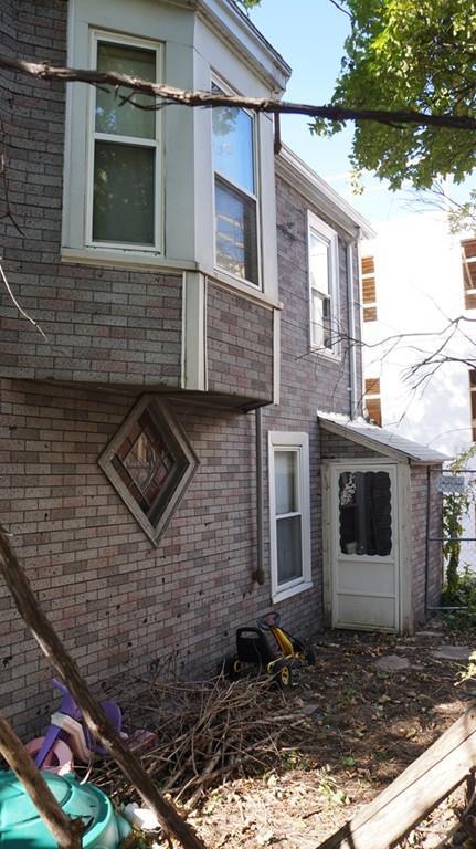 654-R E Broadway - Photo 1
