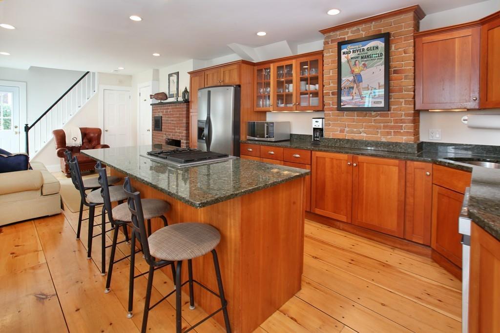 61 Pearl St - Photo 1