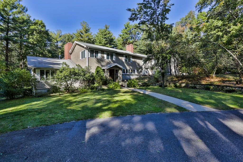64 Green St - Photo 1