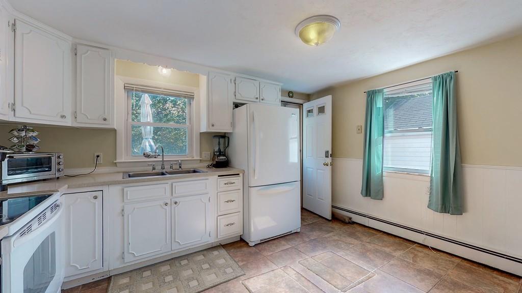 73 Highland Ave - Photo 1