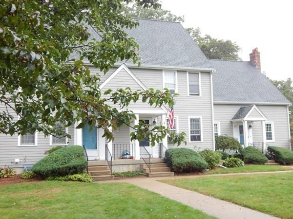 447 Twin Lakes Dr - Photo 1