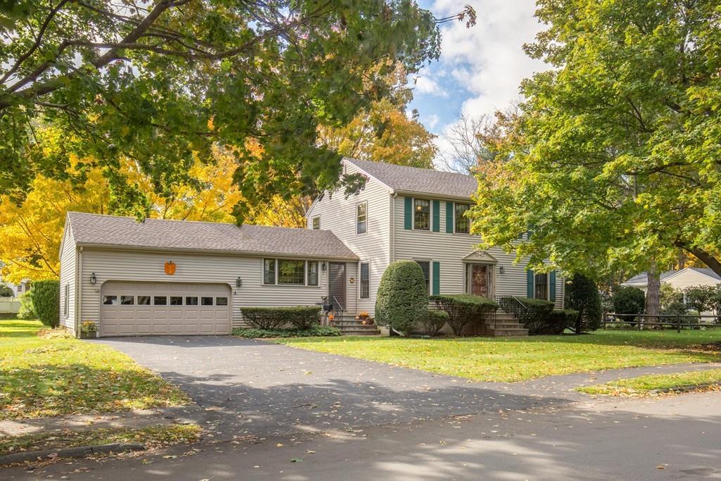 7 Seneca Dr - Photo 1