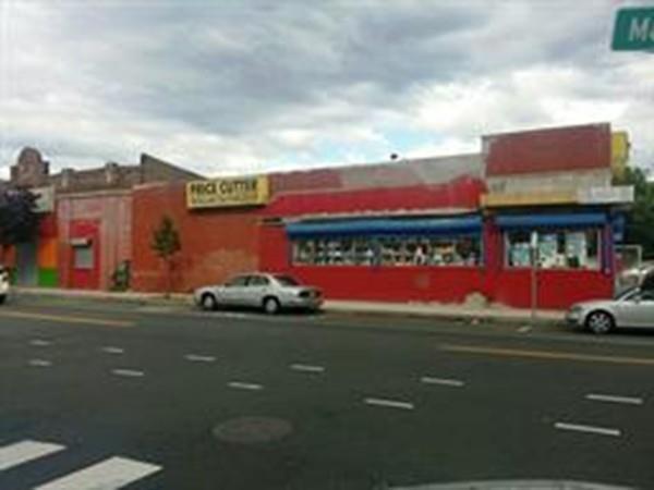 2633 Main - Photo 1