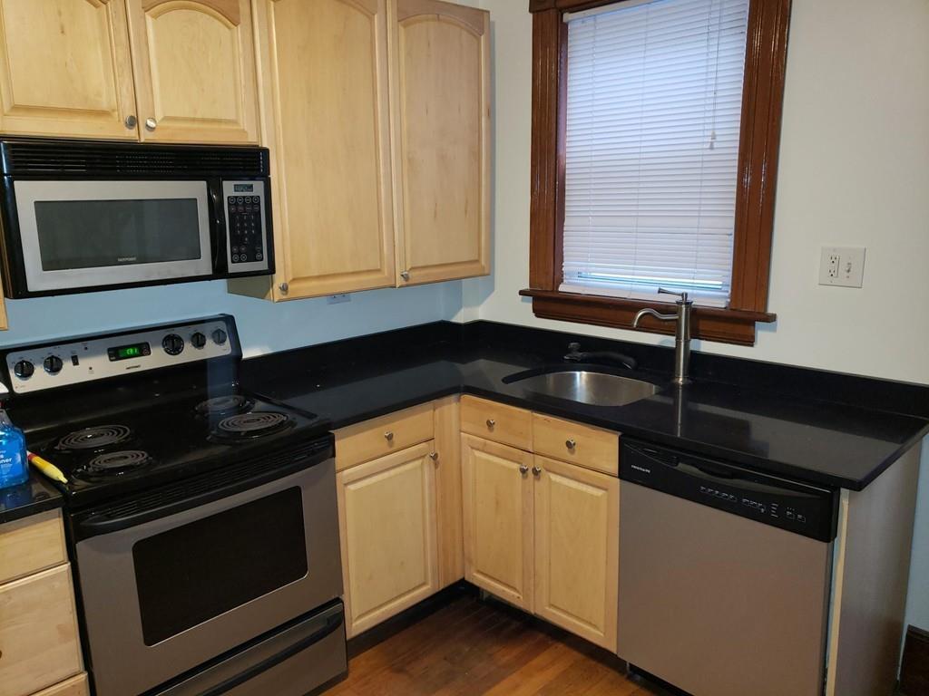 63 Roseclair Street - Photo 1