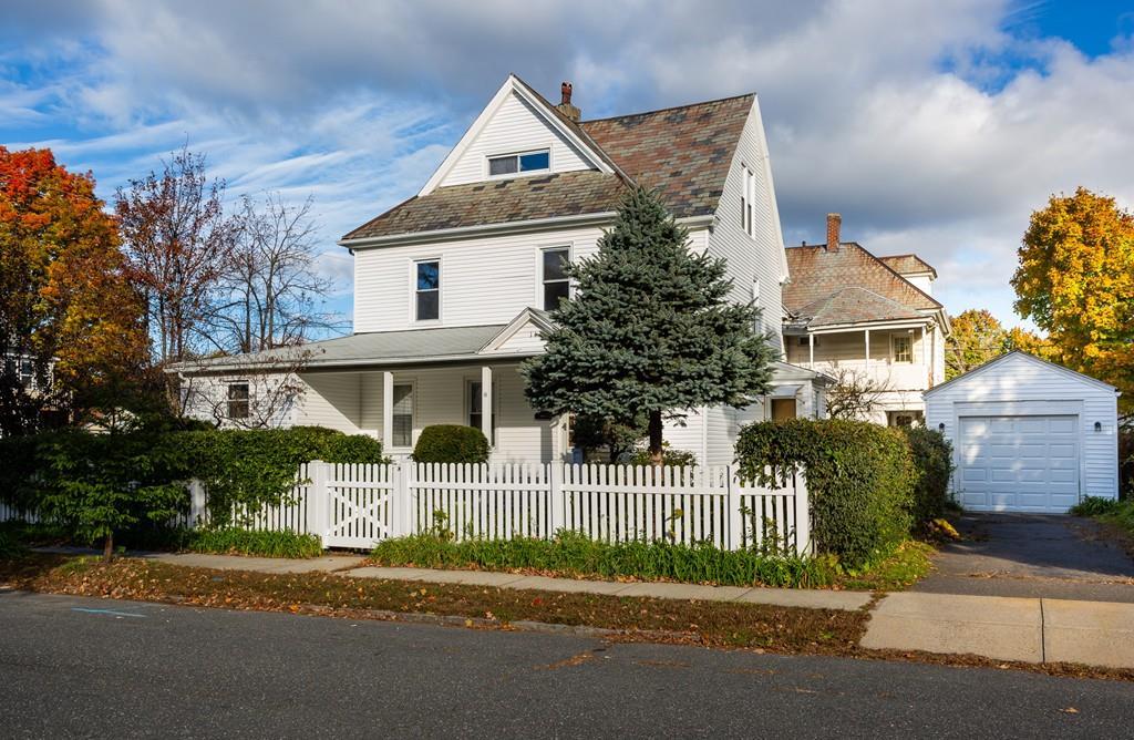 14 Washington Ave - Photo 1