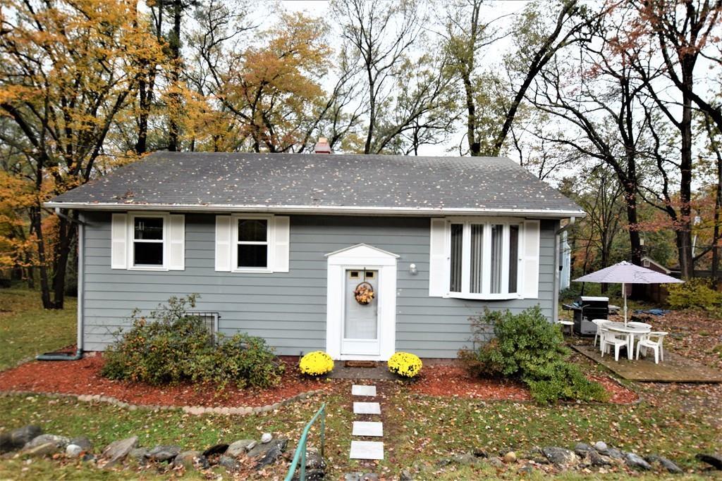 98 Linda Cir - Photo 1