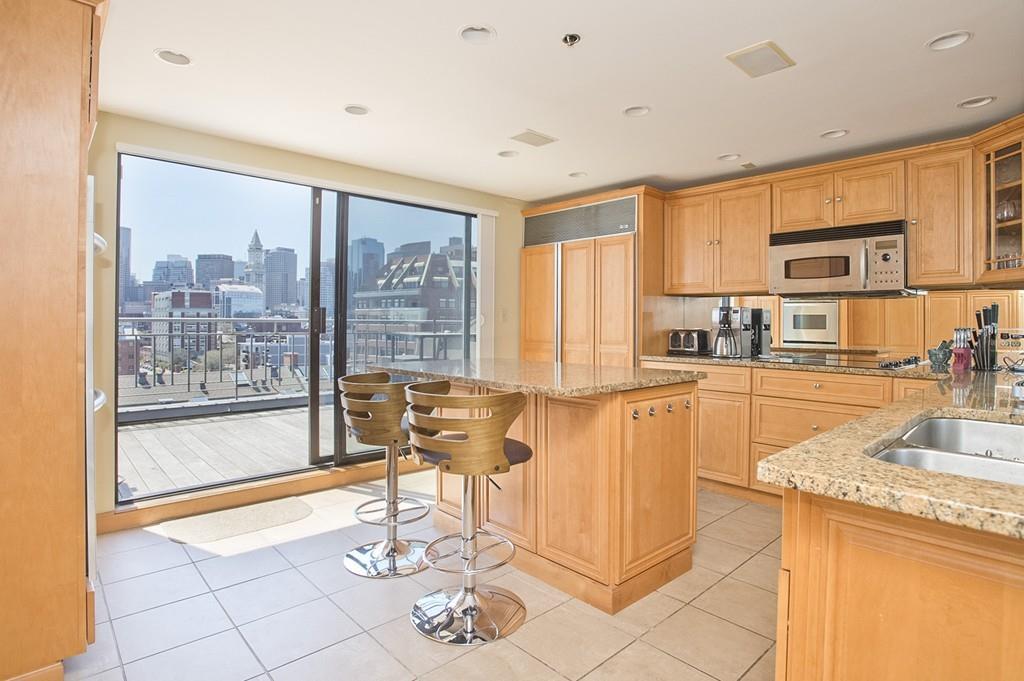 357 Commercial St - Photo 1