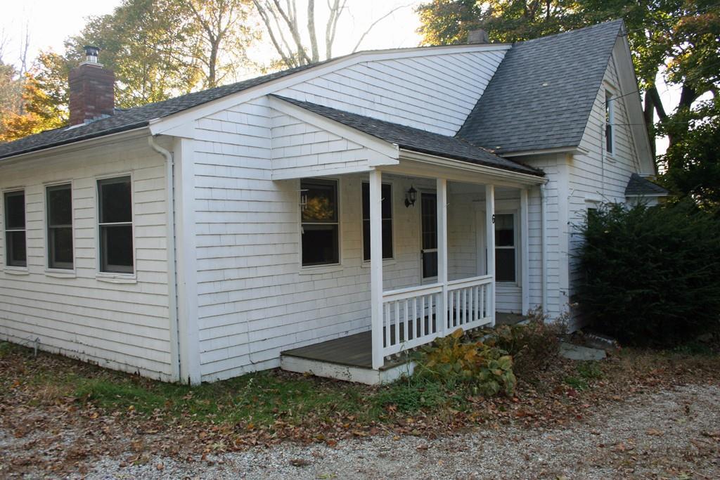 6 Howland Road - Photo 1