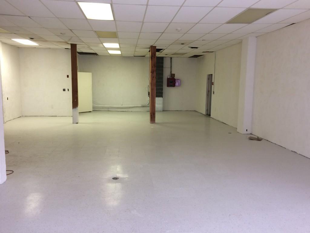 10 Pond St - Photo 1