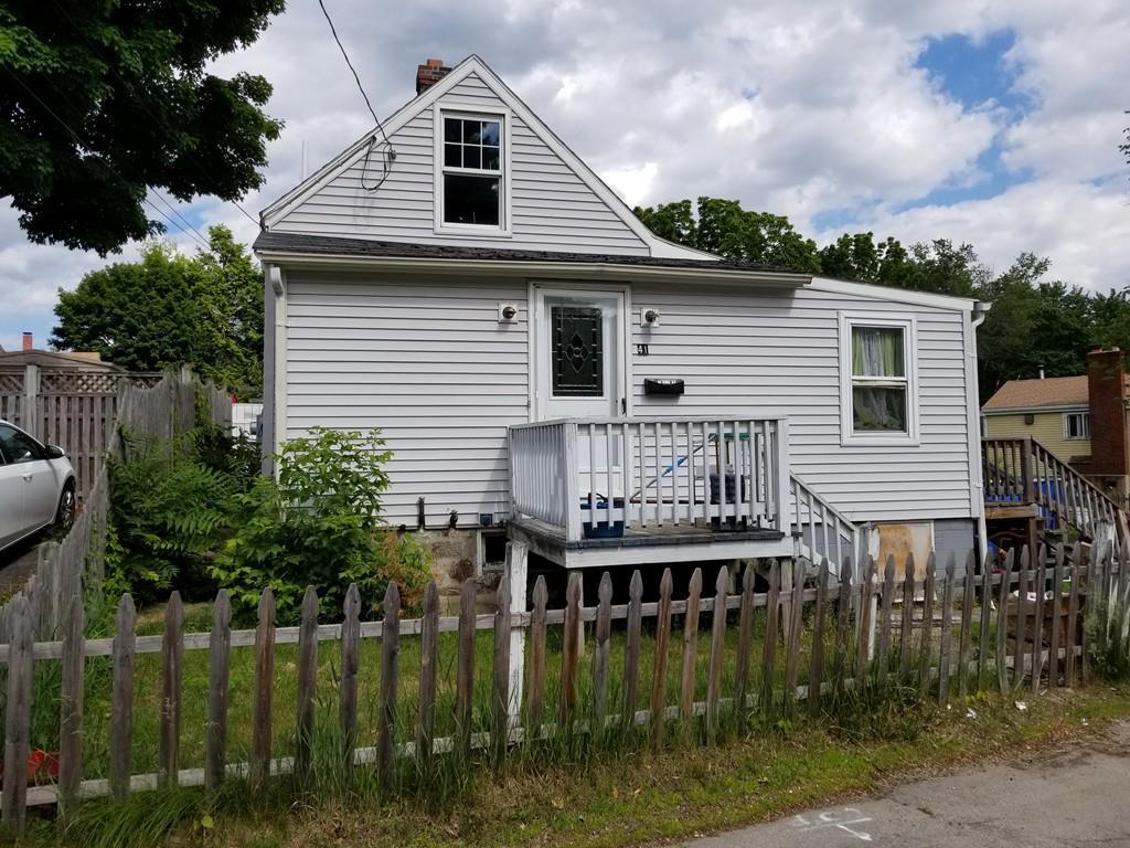 41 Vine St - Photo 1