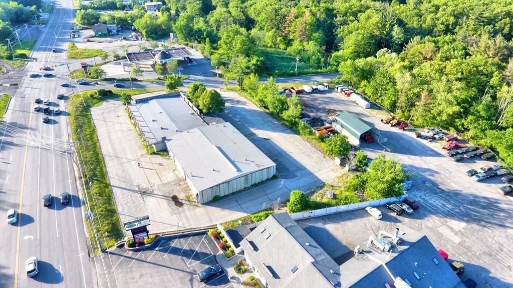 360 North Broadway - Photo 1